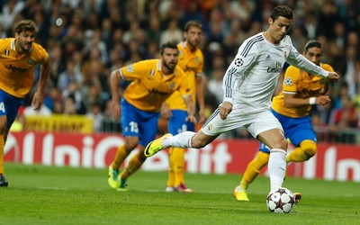 亿兆电竞播报-德容和梅西搭档时表现如何